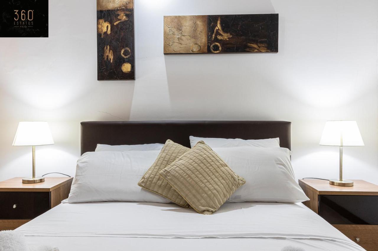 Seafront - Top Location, Top Floor With Wifi & Ac By 360 Estates Valletta Zewnętrze zdjęcie