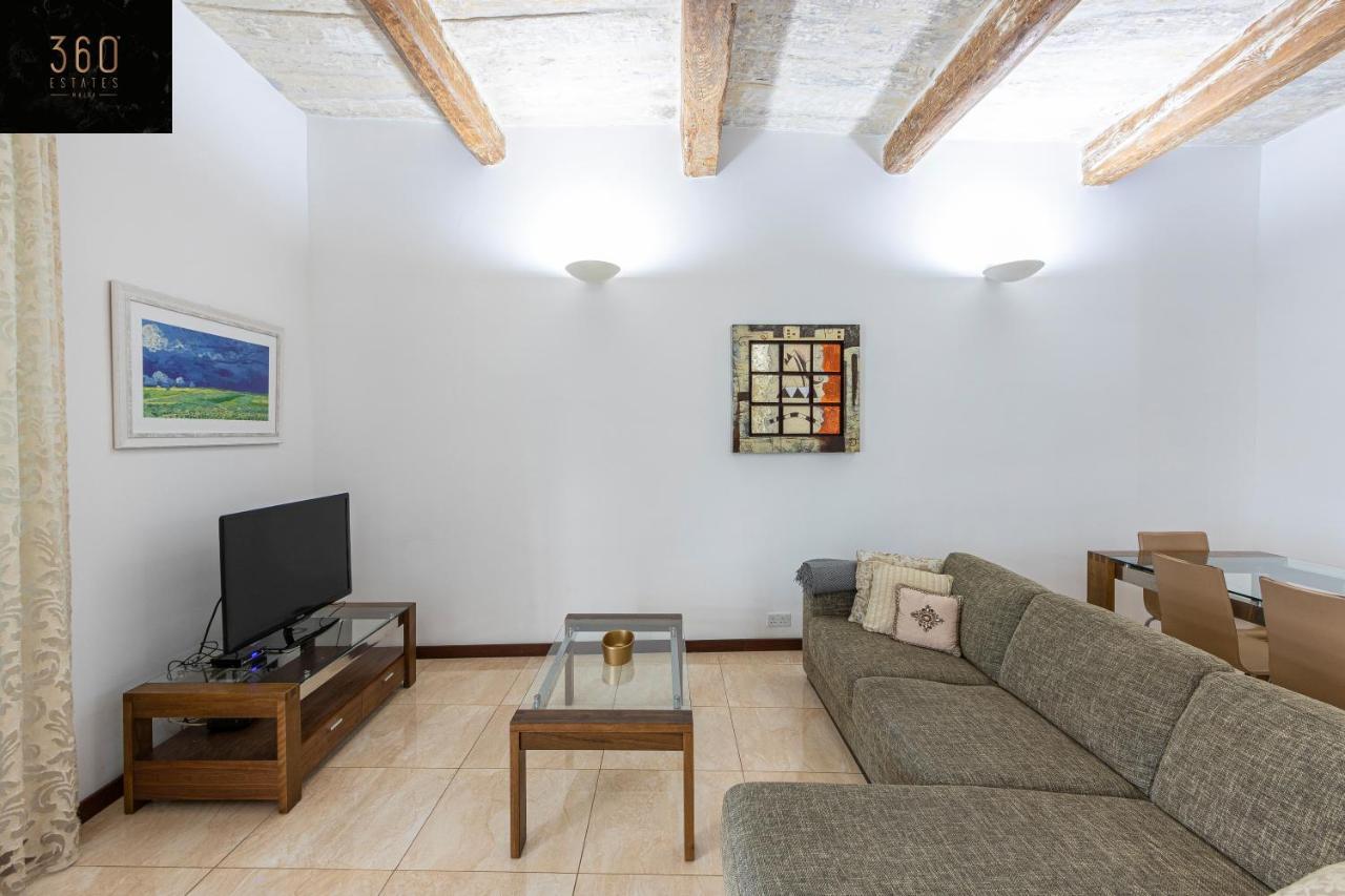Seafront - Top Location, Top Floor With Wifi & Ac By 360 Estates Valletta Zewnętrze zdjęcie