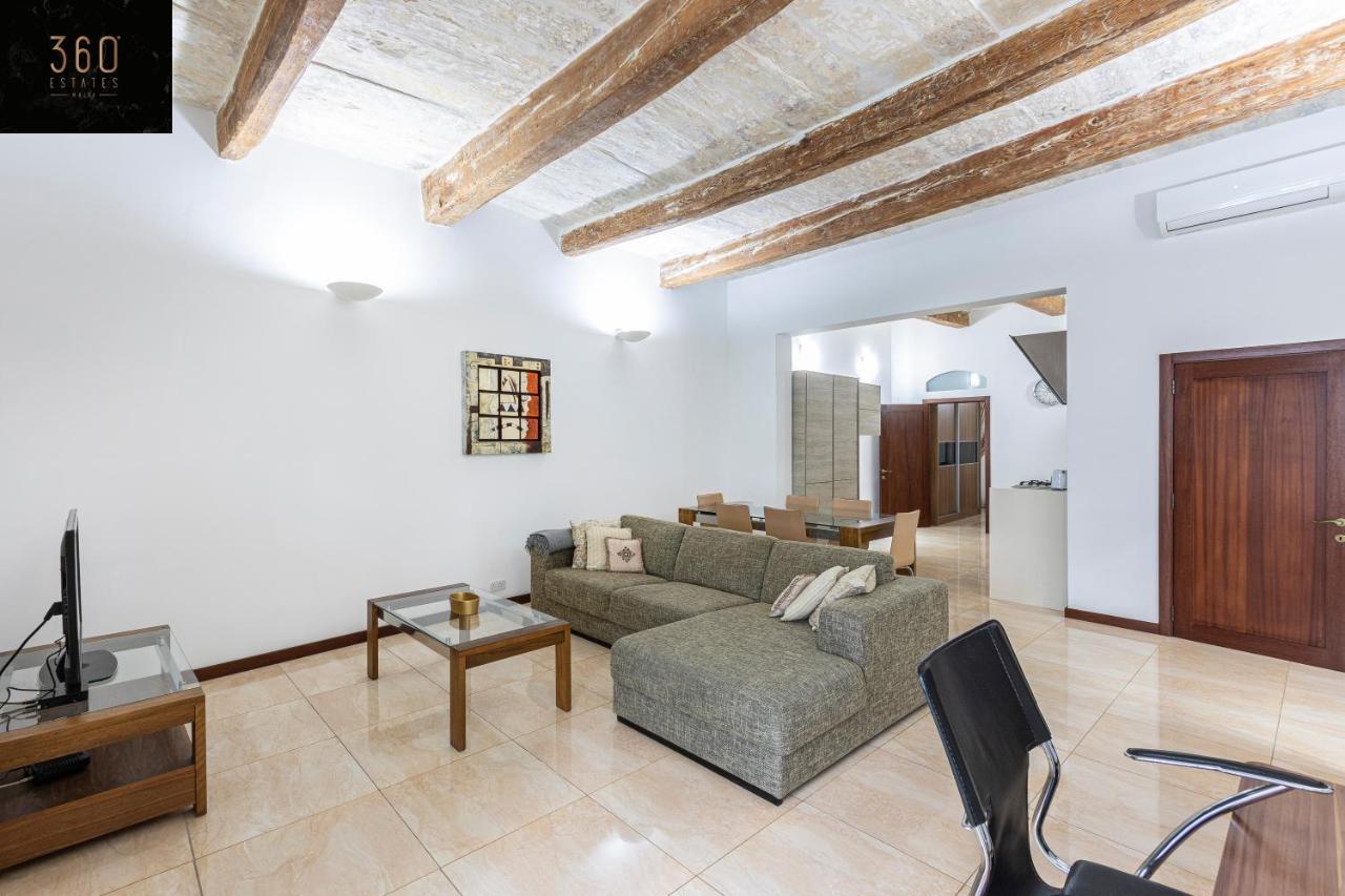 Seafront - Top Location, Top Floor With Wifi & Ac By 360 Estates Valletta Zewnętrze zdjęcie