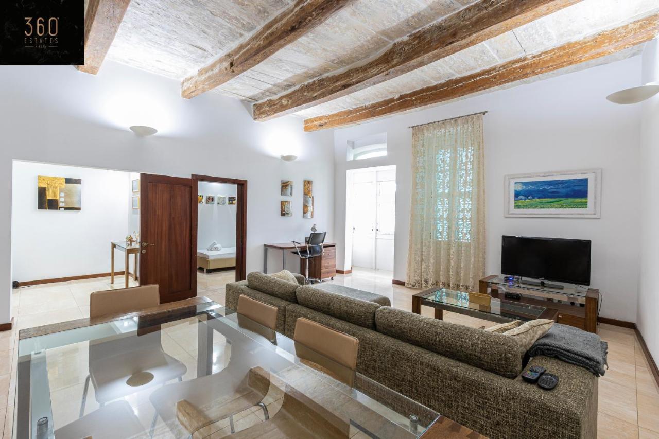 Seafront - Top Location, Top Floor With Wifi & Ac By 360 Estates Valletta Zewnętrze zdjęcie